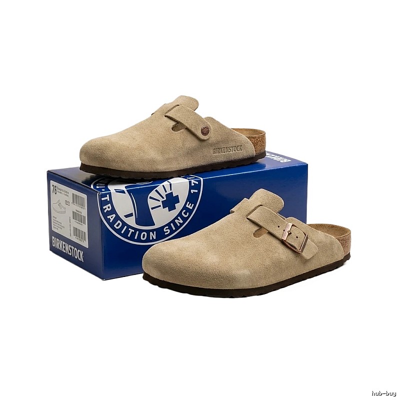 BIRKENSTOCK classic retro-style beige slippers