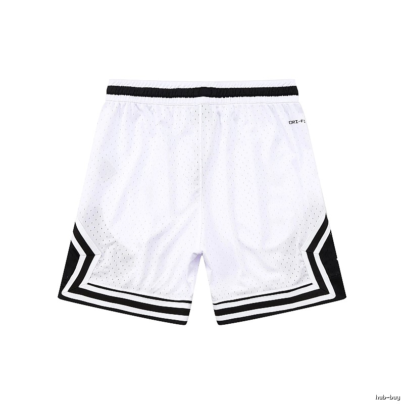 AJ sporty black and white shorts