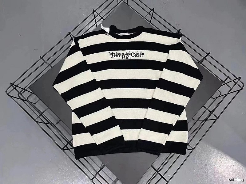 Balenciaga Premium Style Logo hoodie Black Pullover Small for Minimal Outfits