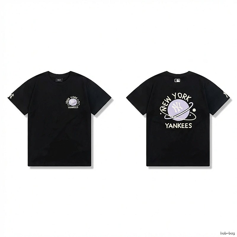Black T-shirt of MLB New York Yankees