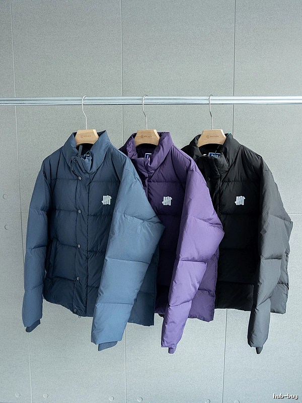 Cold Weather Detail Short Puffer Jacket for Travel Packing