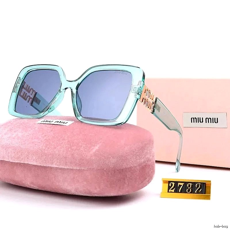 Miu Miu Casual Oversized sunglasses Black Oval Sunglasses for Comfortable Styling