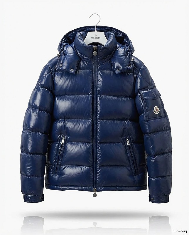 Moncler shiny and fashionable down jacket