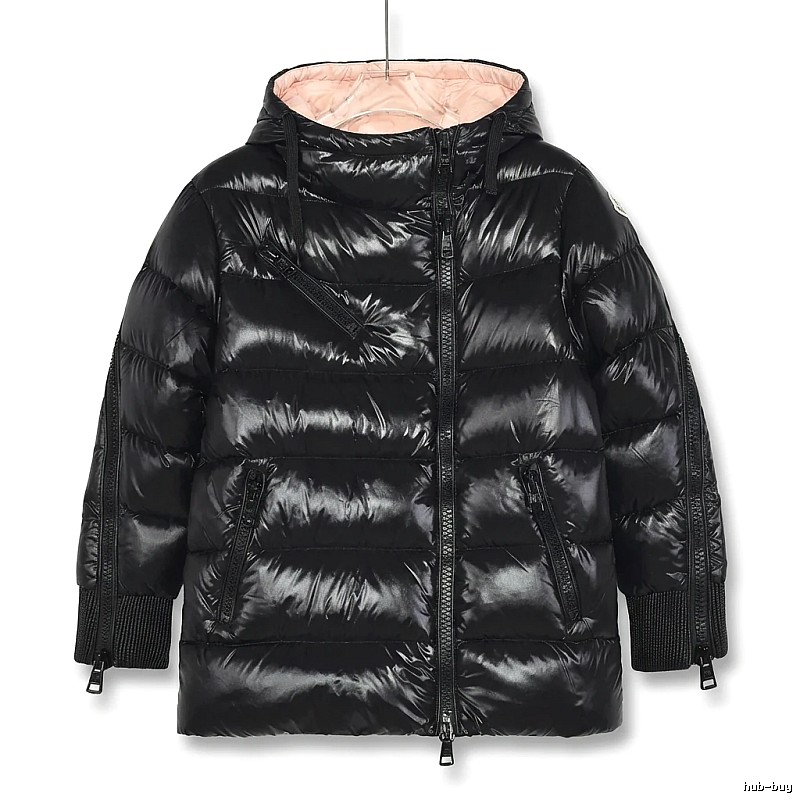 Moncler shiny and stylish black down jacket