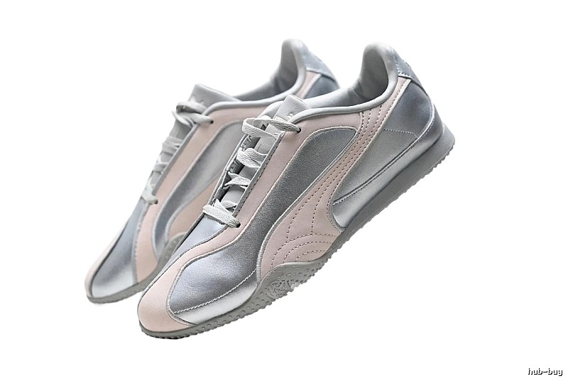 PUMA retro-style silver powder sports shoes