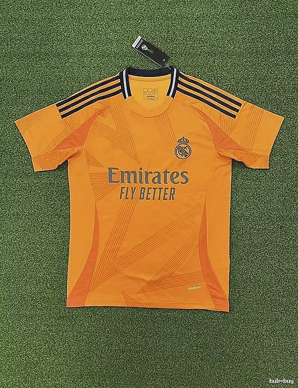 Real Madrid Casual Home soccer jersey White Real Madrid for Streetwear Looks